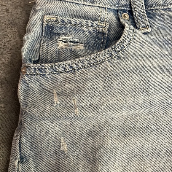 Old Navy distressed Jeans - O.G. Straight Highrise - size 14 plus - button fly - Picture 13 of 14